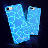 Leuchtende Wasserlilien Hülle für das iPhone 7